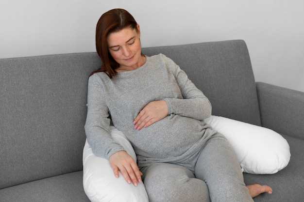 Первые признаки тошноты у беременных женщин