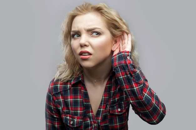 Признаки и причины надутия уха