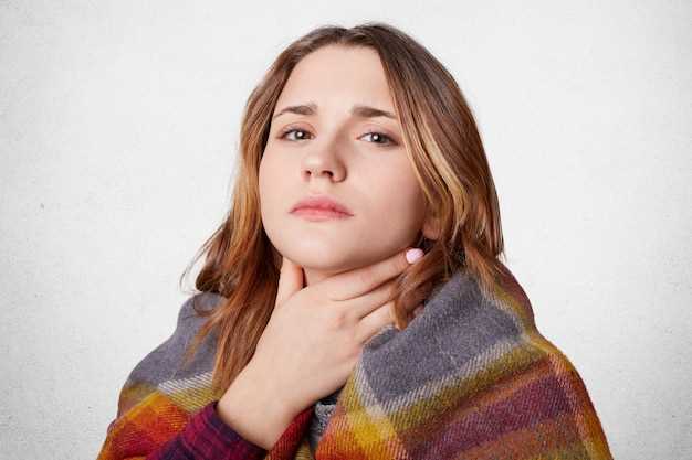 Возможные причины боли в горле и затрудненного глотания