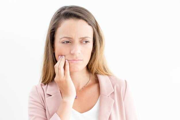 Симптомы и причины образования кисты на корне зуба
